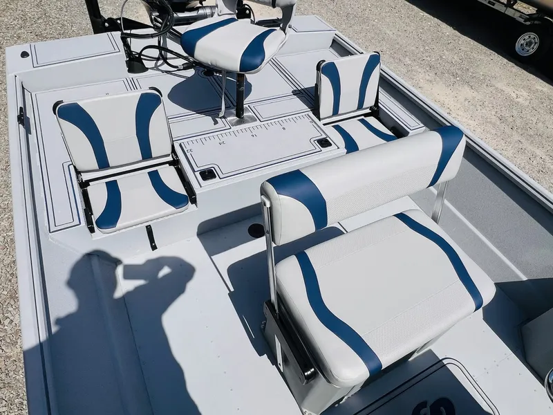 Slide: The Image of G3 Gator Tough 20CCJ DLX - IN STOCK 2025 - 4