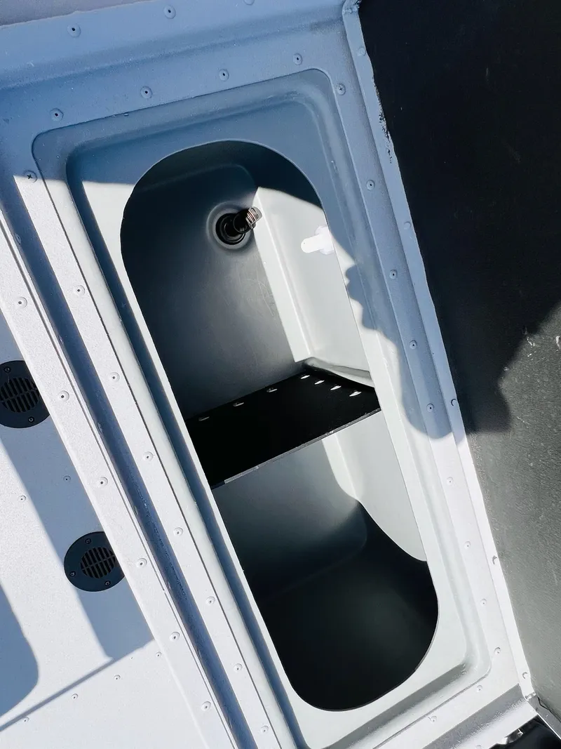 Slide: The Image of G3 Gator Tough 20CCJ DLX - IN STOCK 2025 - 45