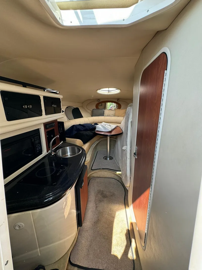 Slide: The Image of Monterey 270 Cruiser 2007 - 14