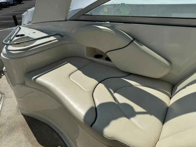 Slide: The Image of Monterey 270 Cruiser 2007 - 8