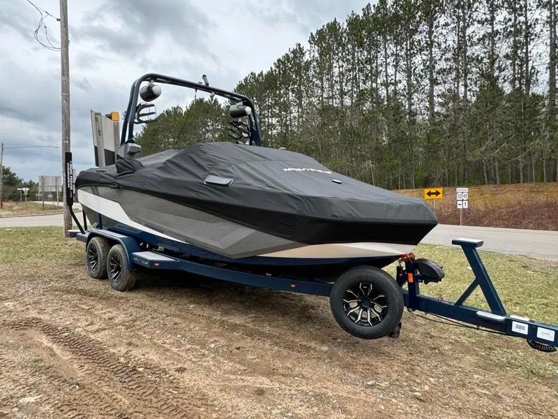 Slide: The Image of Nautique GS20 2024 - 10