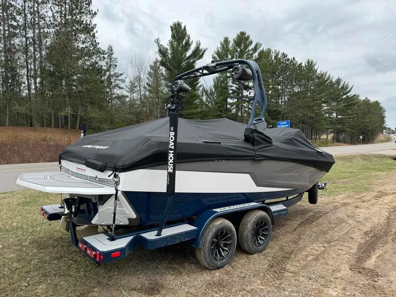 Slide: The Image of Nautique GS20 2024 - 15