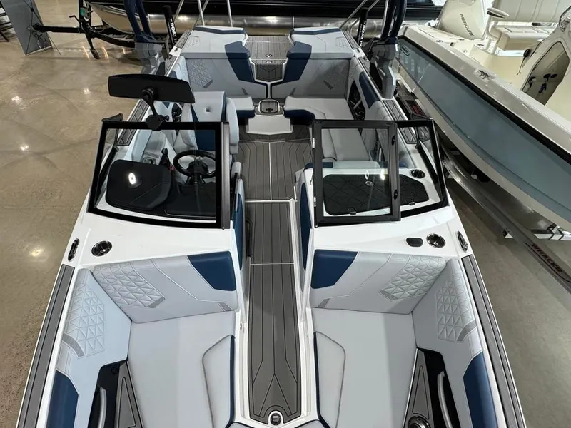 Slide: The Image of Nautique GS20 2024 - 21