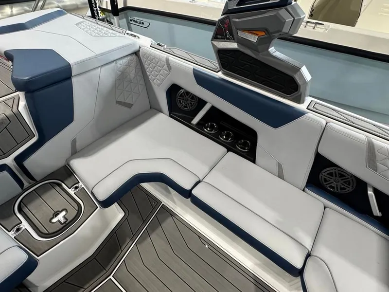 Slide: The Image of Nautique GS20 2024 - 33