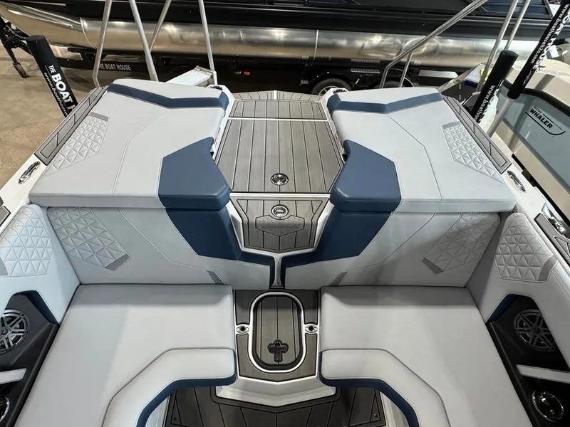 Slide: The Image of Nautique GS20 2024 - 36