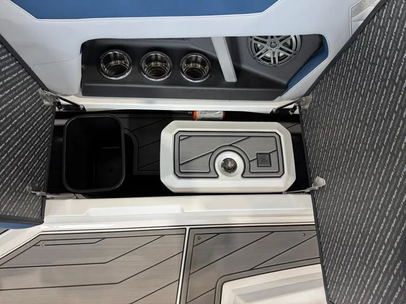 Slide: The Image of Nautique GS20 2024 - 43