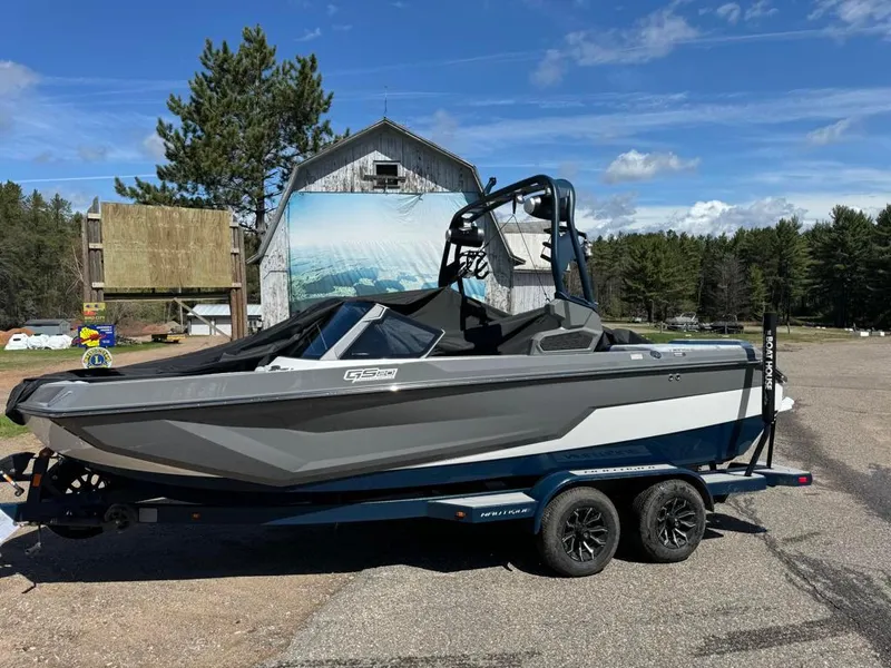 Slide: The Image of Nautique GS20 2024 - 5