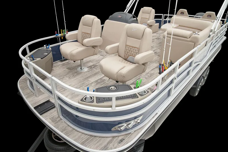 Slide: The Image of Ranger Reata 220F 2024 - 17