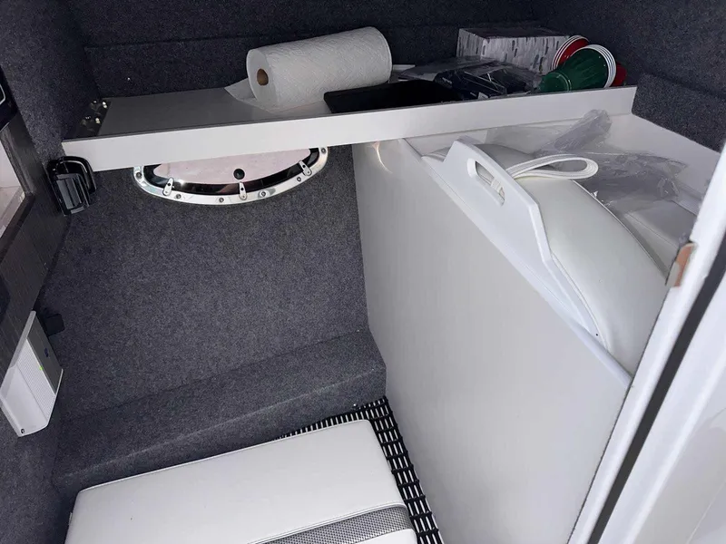 Slide: The Image of Formula 310 Bowrider I/O 2022 - 33