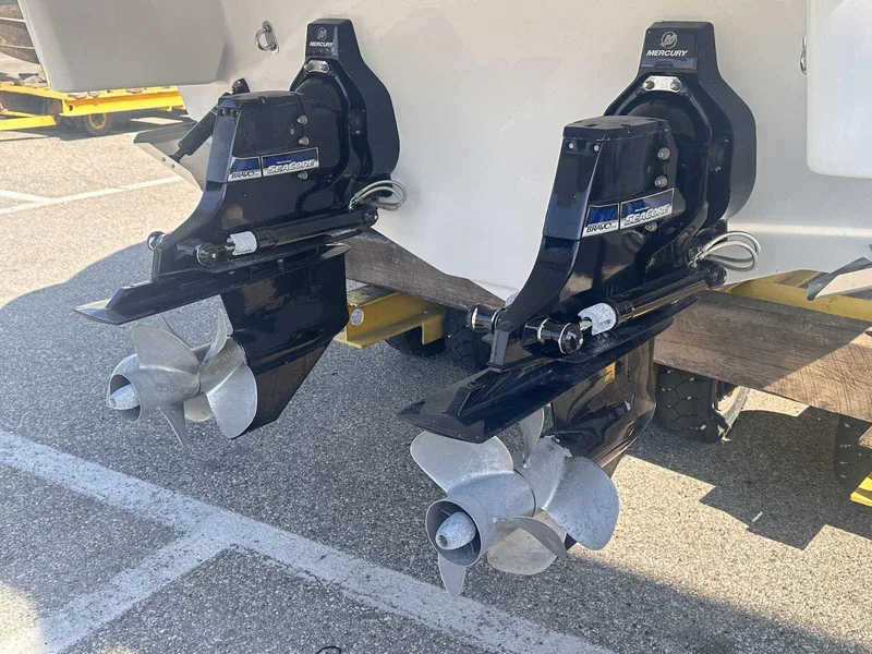 Slide: The Image of Formula 310 Bowrider I/O 2022 - 4