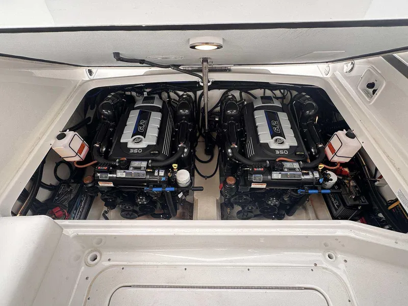 Slide: The Image of Formula 310 Bowrider I/O 2022 - 9