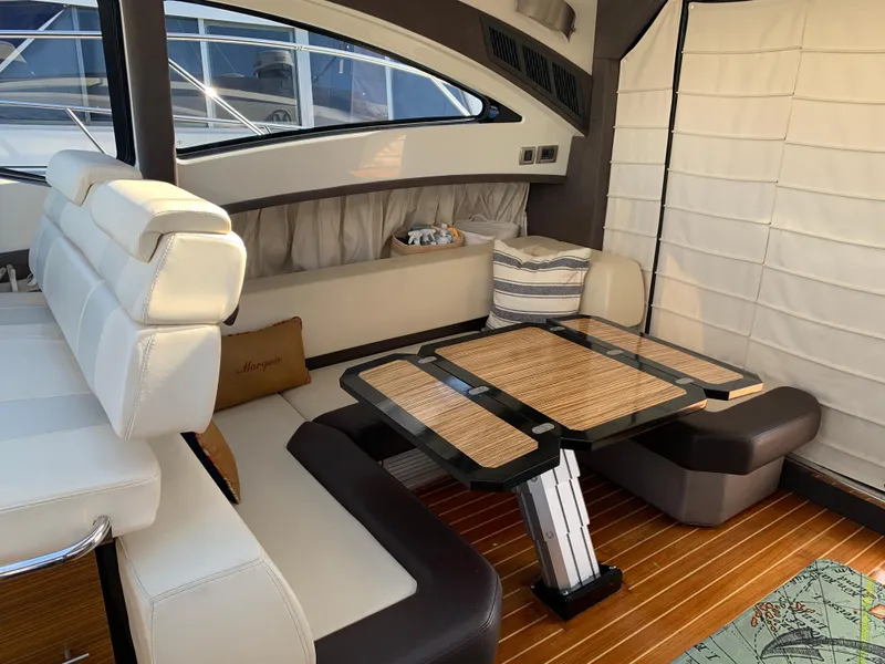 Slide: The Image of Marquis 420 Sport Coupe 2009 - 14