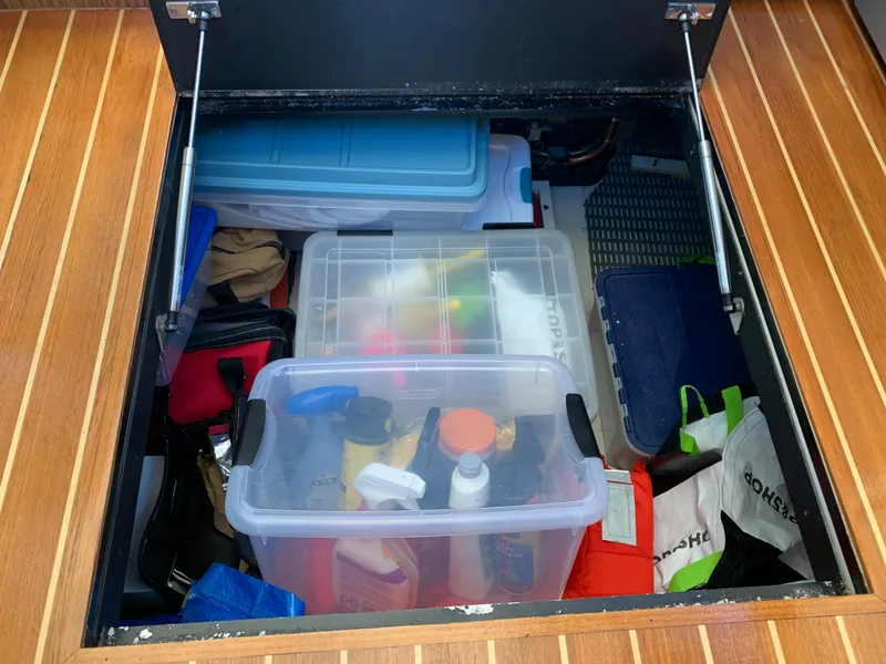 Slide: The Image of Marquis 420 Sport Coupe 2009 - 28