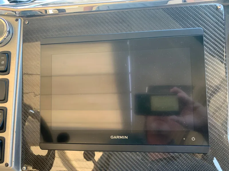 Slide: The Image of Marquis 420 Sport Coupe 2009 - 32