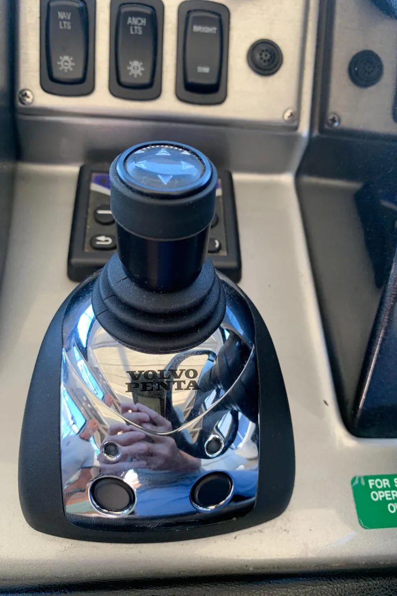 Slide: The Image of Marquis 420 Sport Coupe 2009 - 36