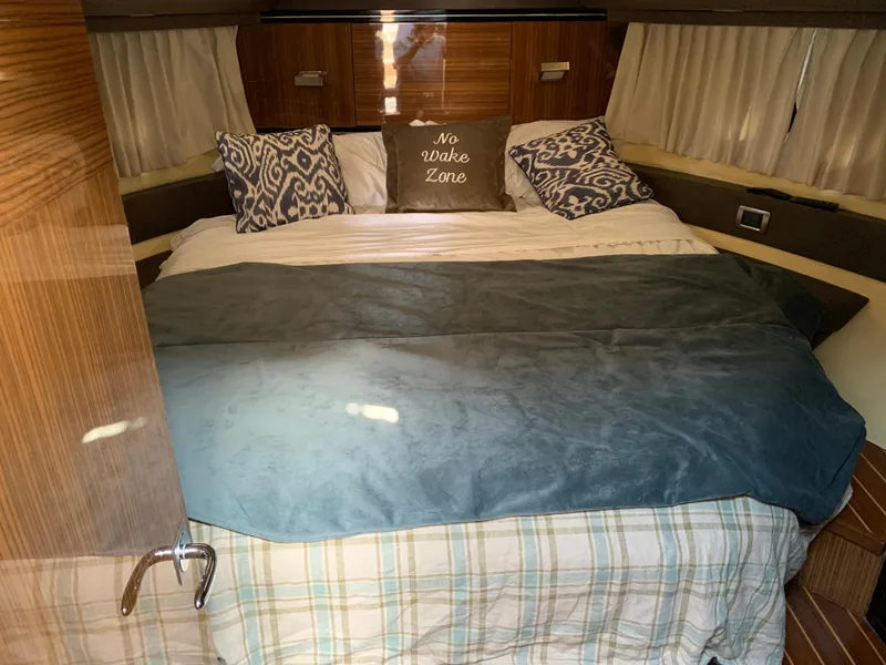 Slide: The Image of Marquis 420 Sport Coupe 2009 - 43