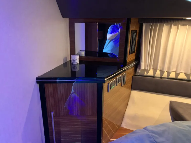 Slide: The Image of Marquis 420 Sport Coupe 2009 - 46