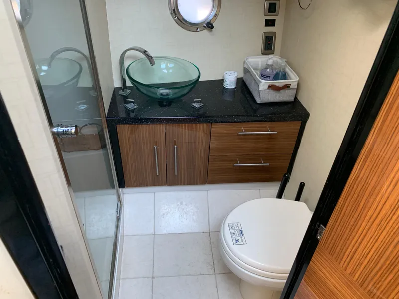 Slide: The Image of Marquis 420 Sport Coupe 2009 - 49