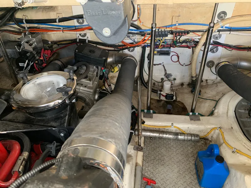 Slide: The Image of Marquis 420 Sport Coupe 2009 - 60