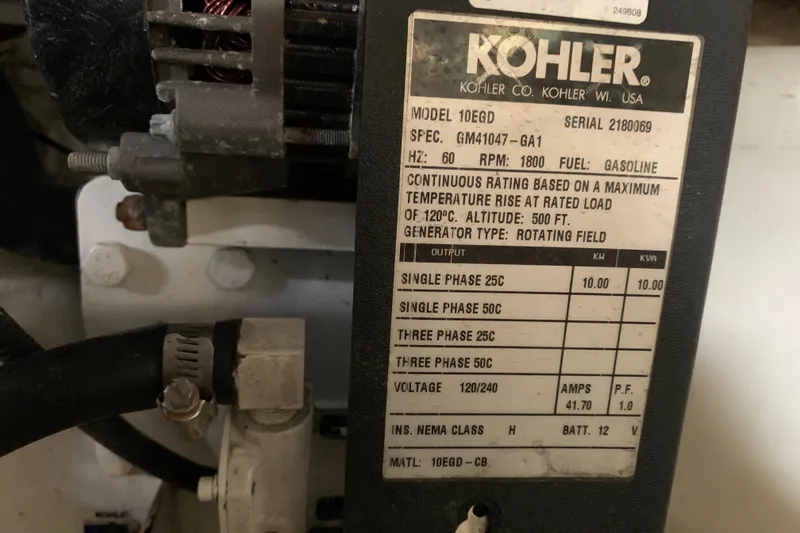 Slide: The Image of Marquis 420 Sport Coupe 2009 - 70