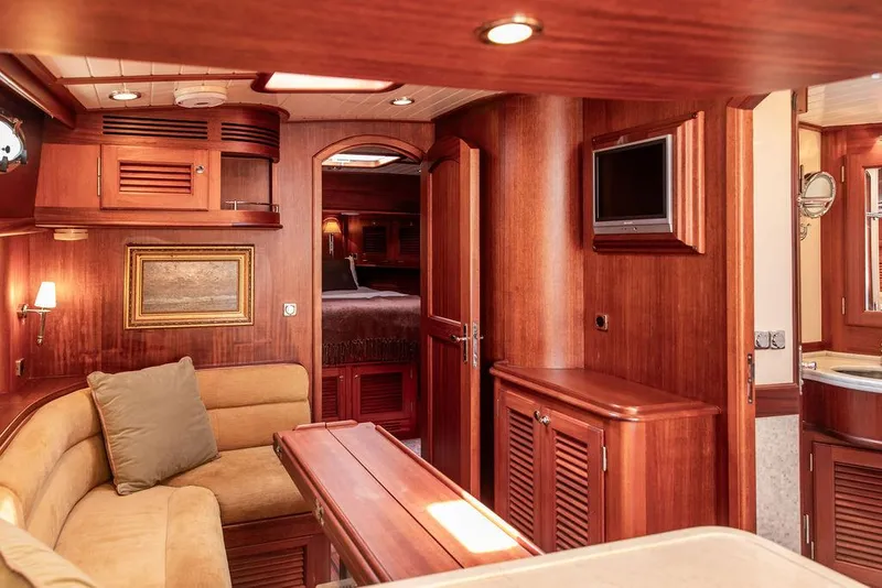 Slide: The Image of Vicem 54 Classic Flybridge 2007 - 58