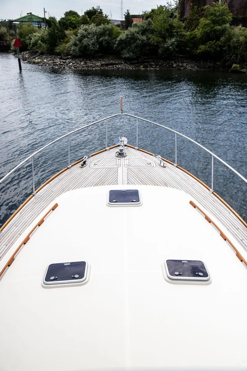 Slide: The Image of Vicem 54 Classic Flybridge 2007 - 91