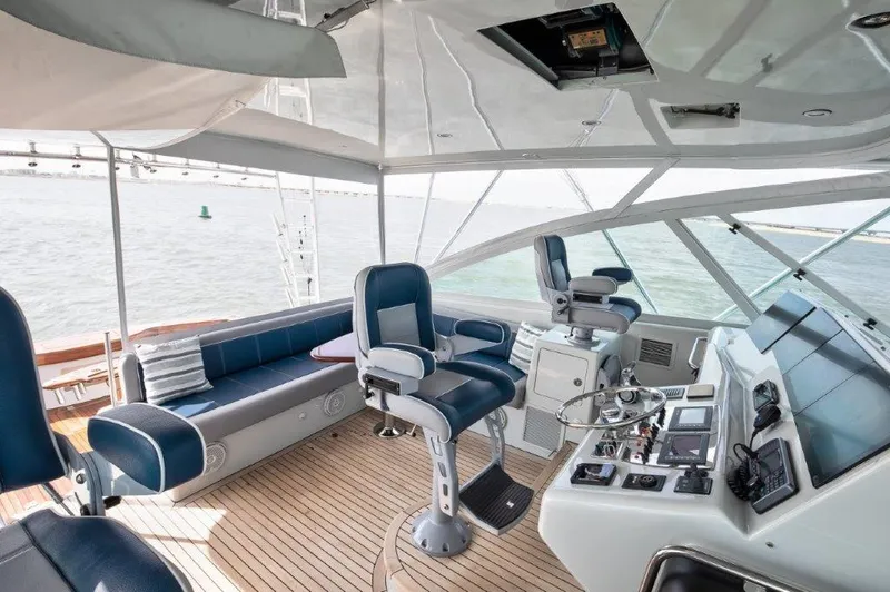 Slide: The Image of Cabo 52 Express 2006 - 16