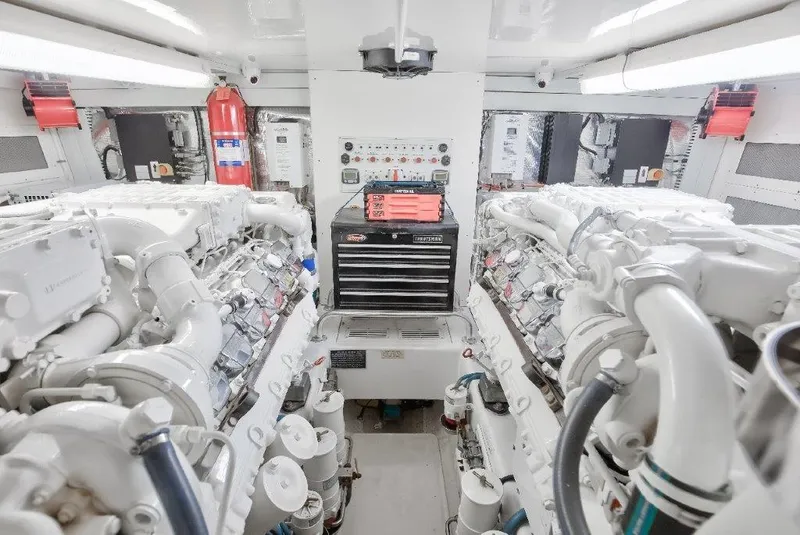 Slide: The Image of Cabo 52 Express 2006 - 29