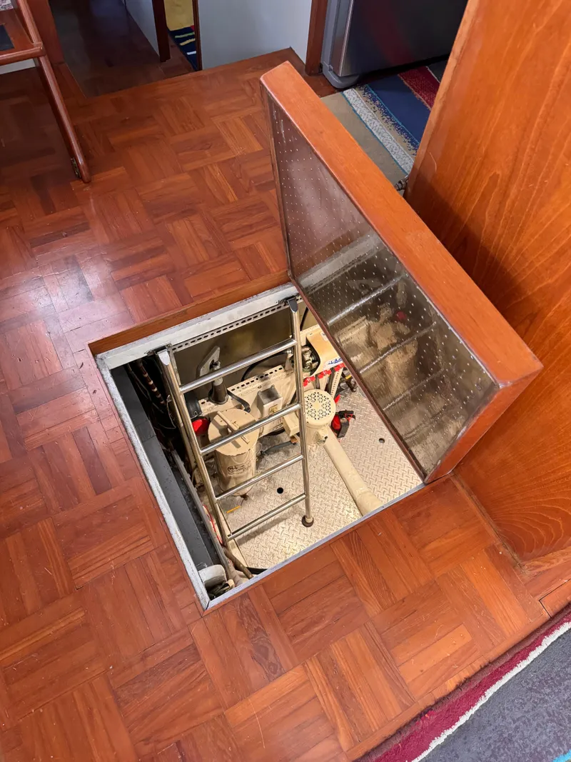 Slide: The Image of Kadey-Krogen 48 1996 - 72