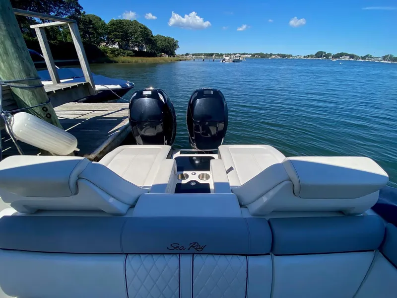 Slide: The Image of Sea Ray SDX 290 Outboard 2017 - 10