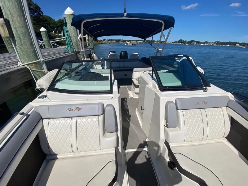 Slide: The Image of Sea Ray SDX 290 Outboard 2017 - 8