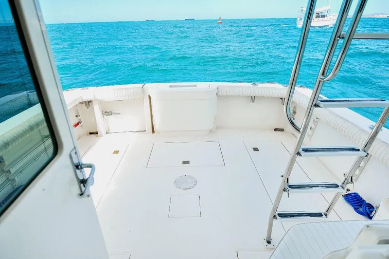 Slide: The Image of Cabo 35 Flybridge 1998 - 19