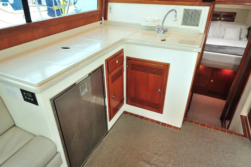 Slide: The Image of Cabo 35 Flybridge 1998 - 22