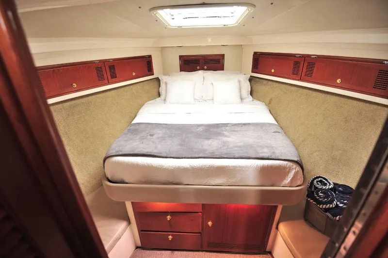 Slide: The Image of Cabo 35 Flybridge 1998 - 26