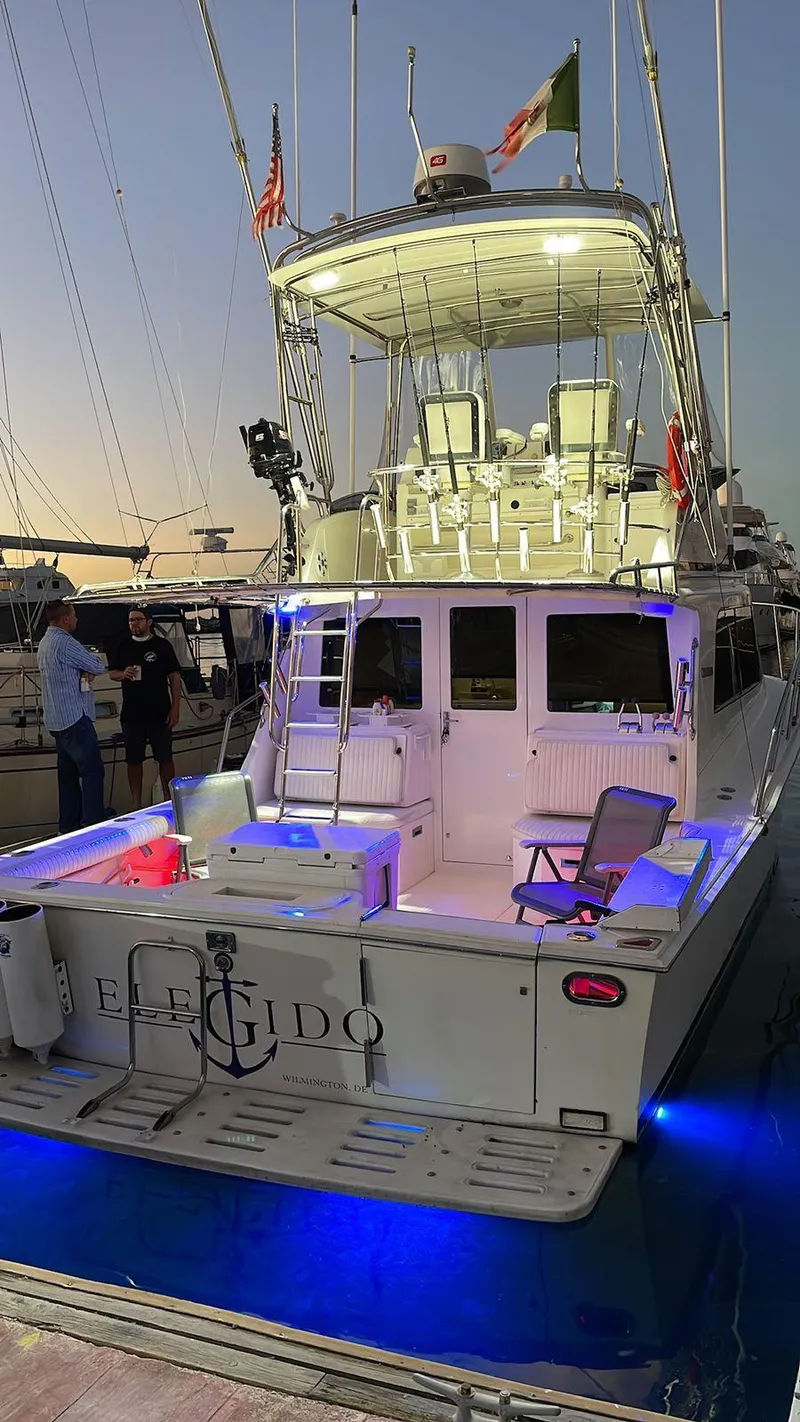 Slide: The Image of Cabo 35 Flybridge 1998 - 28