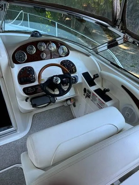 Slide: The Image of Sea Ray 290 Sun Sport 2004 - 4