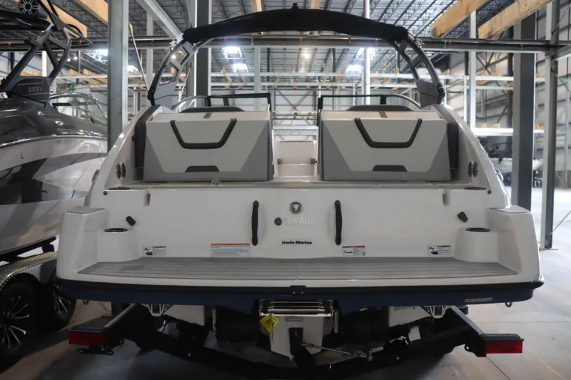 Slide: The Image of Yamaha AR220 2025 - 11