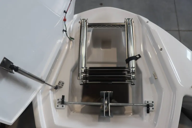 Slide: The Image of Yamaha AR220 2025 - 14