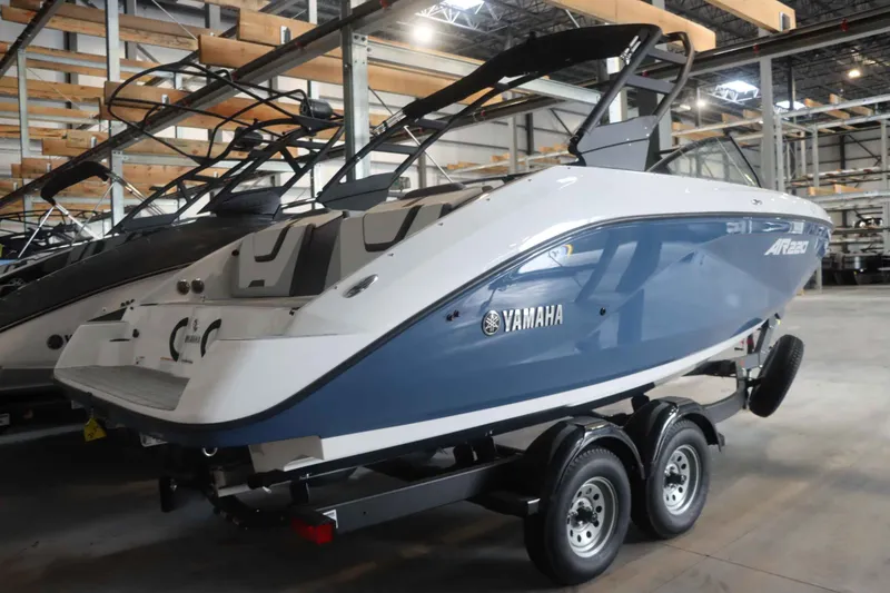 Slide: The Image of Yamaha AR220 2025 - 5