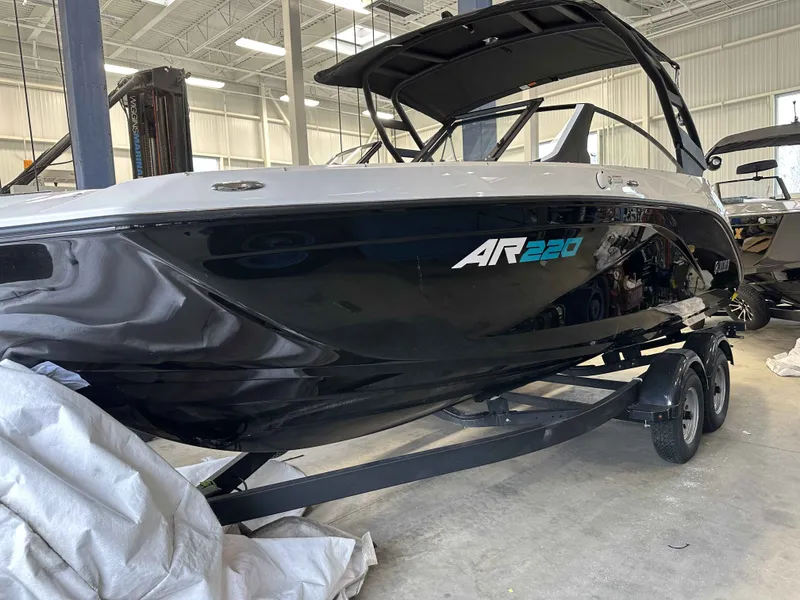 Slide: The Image of Yamaha AR220 2025 - 2