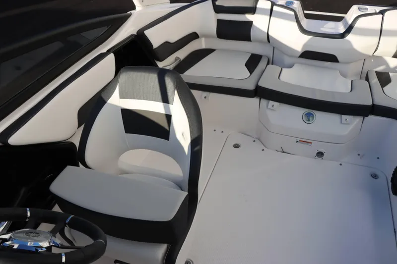 Slide: The Image of 2025 Yamaha Boats 195S interior with sleek seating and modern design. - 16