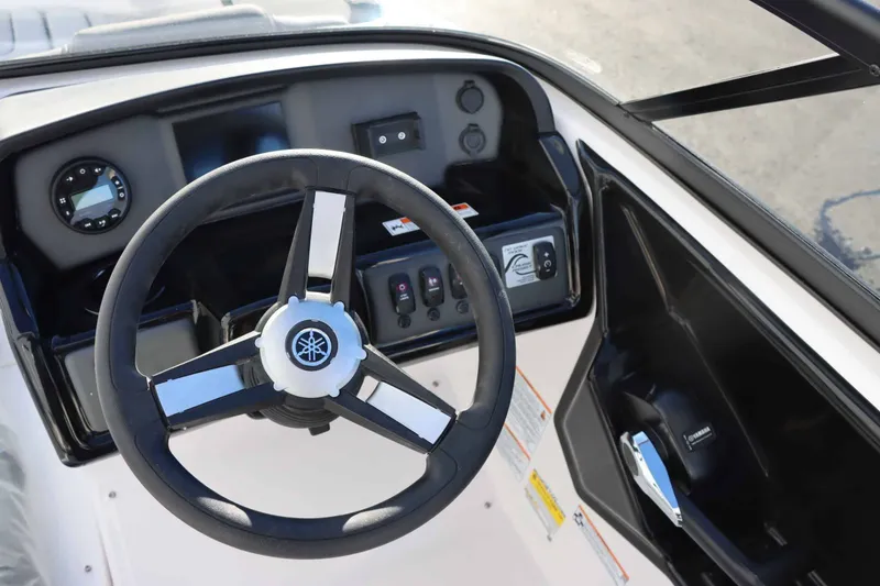 Slide: The Image of Yamaha AR190 2025 - 12