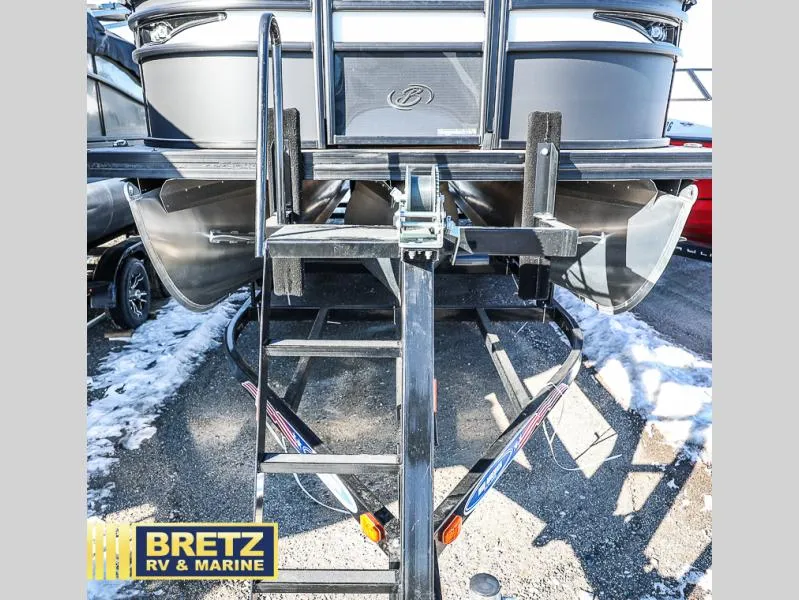 Slide: The Image of 2023 CORSA 23UC boat on trailer at Bretz RV & Marine dealership. - 11