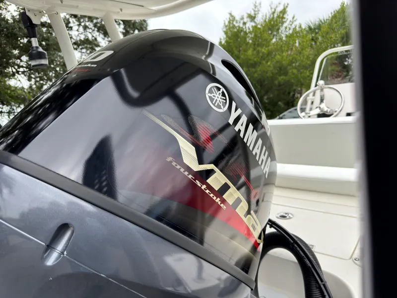 Slide: The Image of Yamaha VMAX engine on 2025 Hewes 16 Redfisher boat, close-up view. - 11