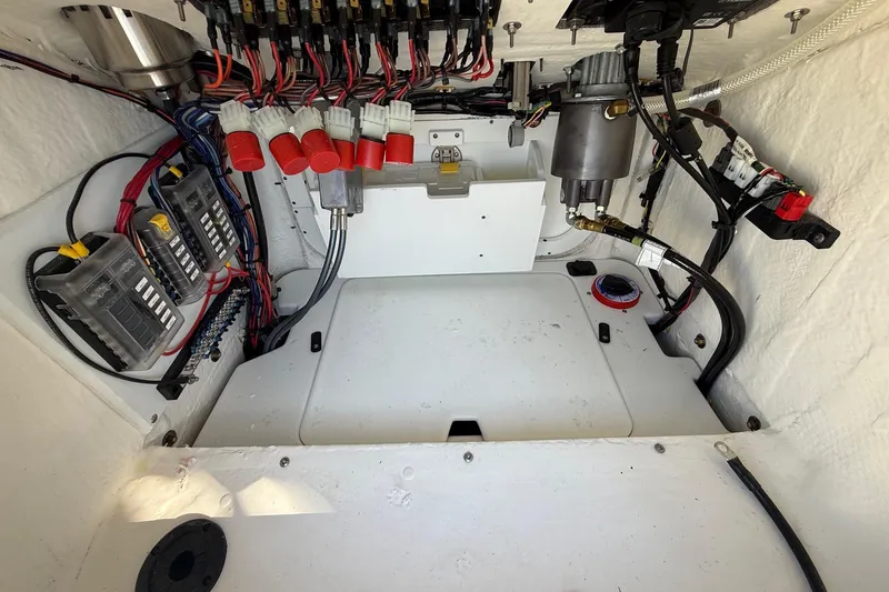 Slide: The Image of Electrical system of 2025 Skeeter SX221 boat, showcasing wiring and components. - 23