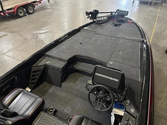 Slide: The Image of Skeeter ZXR 21 W/Yamaha 250HP "SHO" 2025 - 14