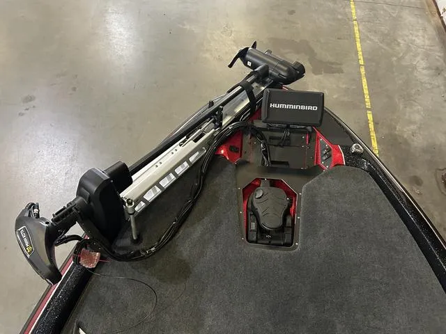 Slide: The Image of Skeeter ZXR 21 W/Yamaha 250HP "SHO" 2025 - 9