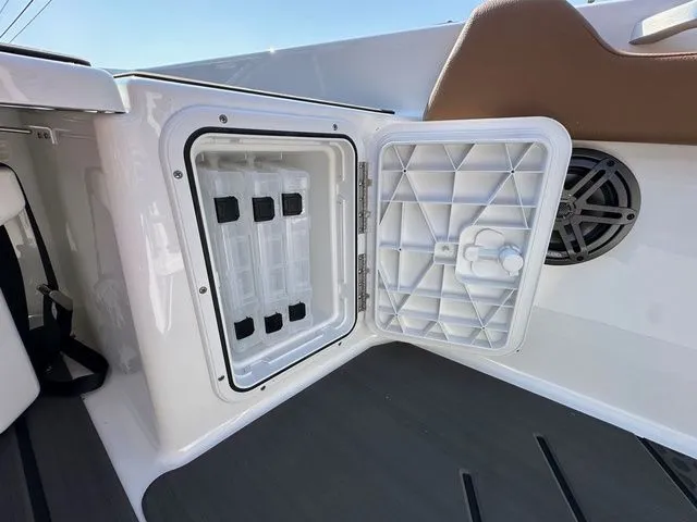 Slide: The Image of Scarab 235 Open LX Wake 2025 - 26