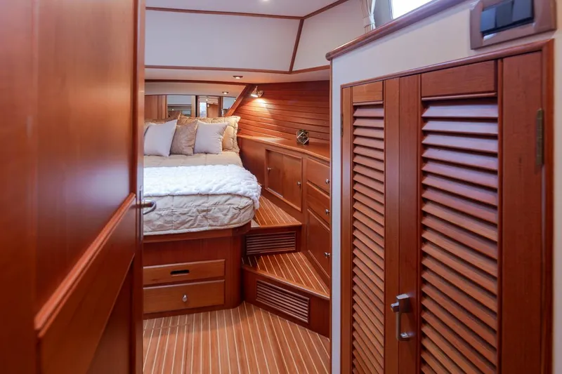 Slide: The Image of Master Stateroom - 27