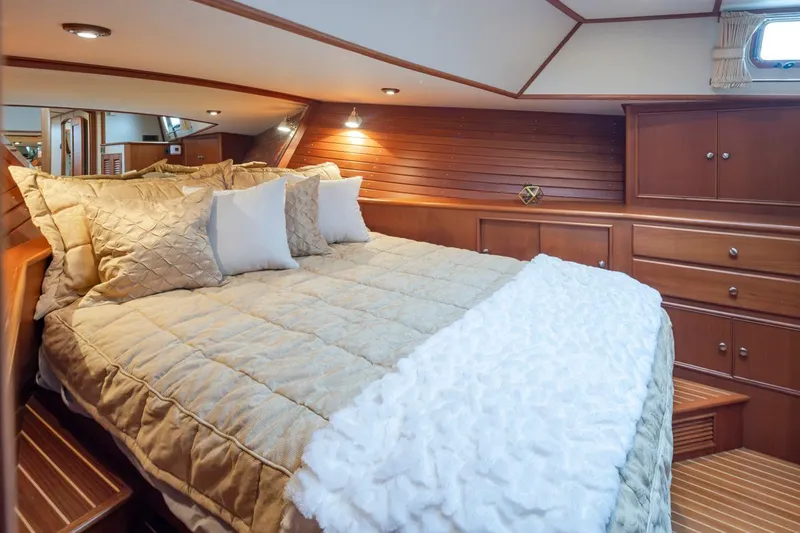 Slide: The Image of Master Stateroom - 29